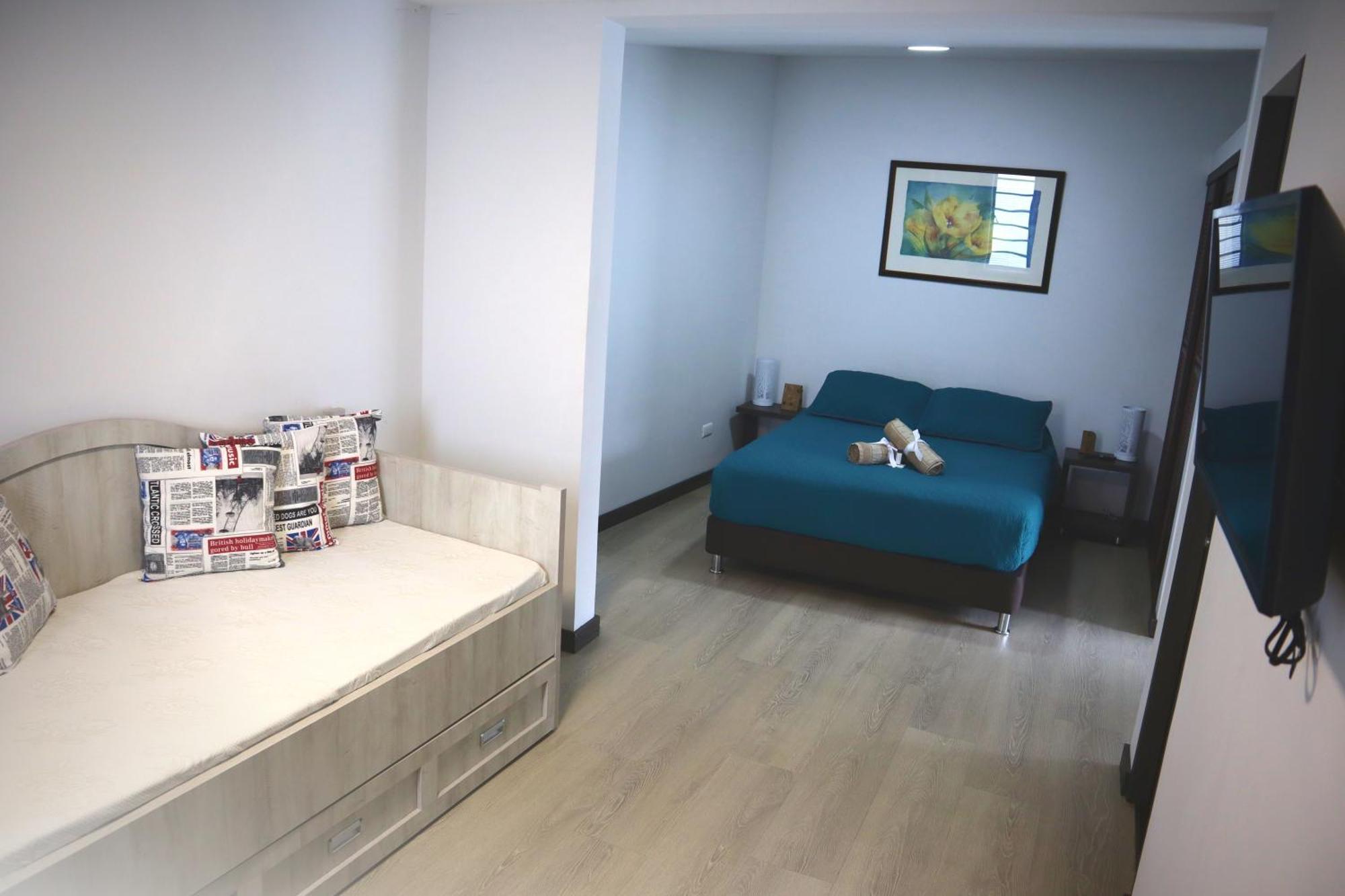Apartahotel La Arboleda Hc 马尼萨莱斯 外观 照片