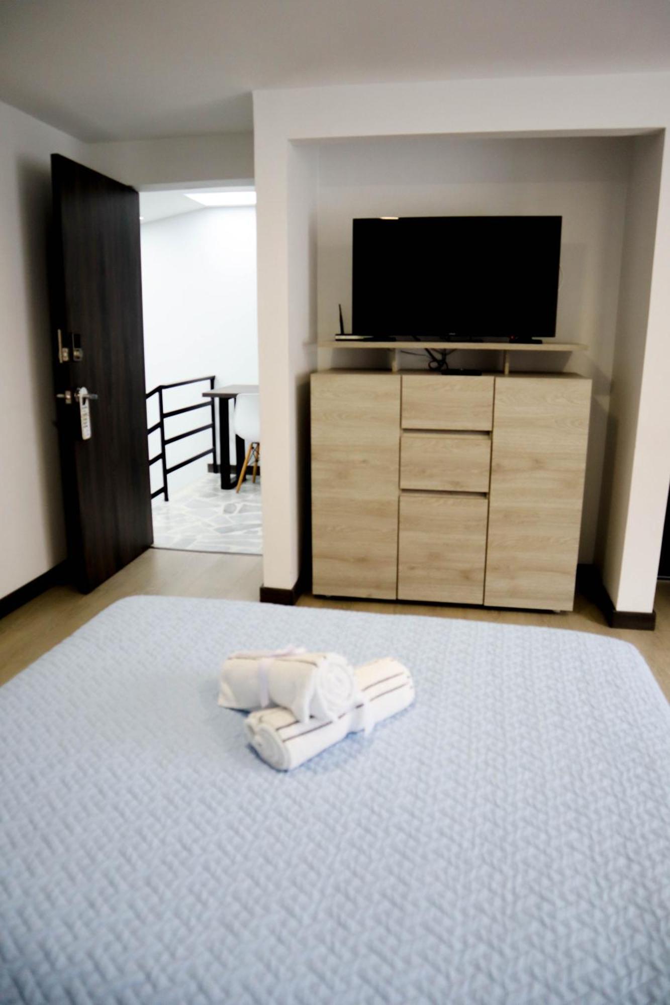 Apartahotel La Arboleda Hc 马尼萨莱斯 外观 照片
