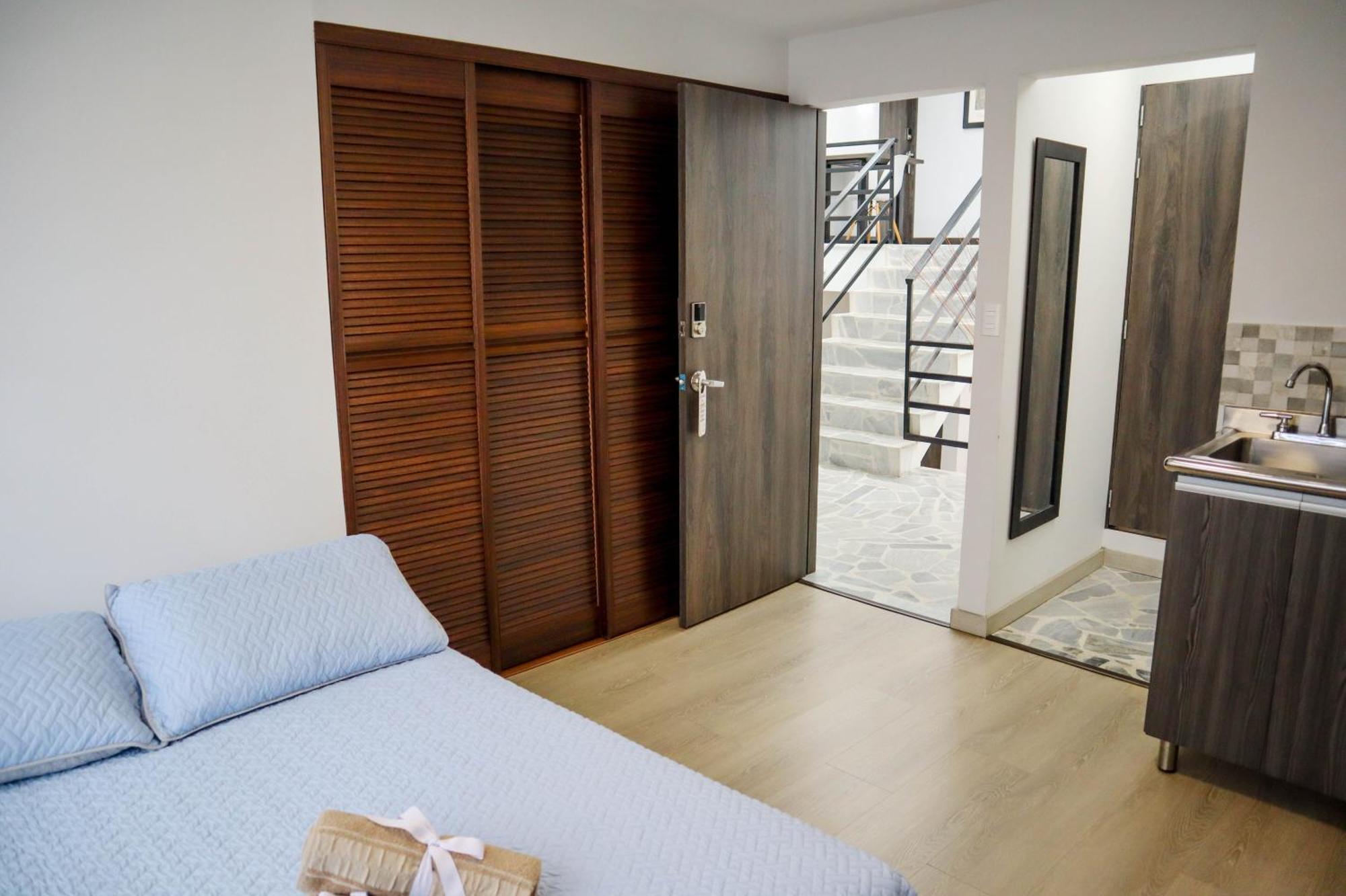 Apartahotel La Arboleda Hc 马尼萨莱斯 外观 照片
